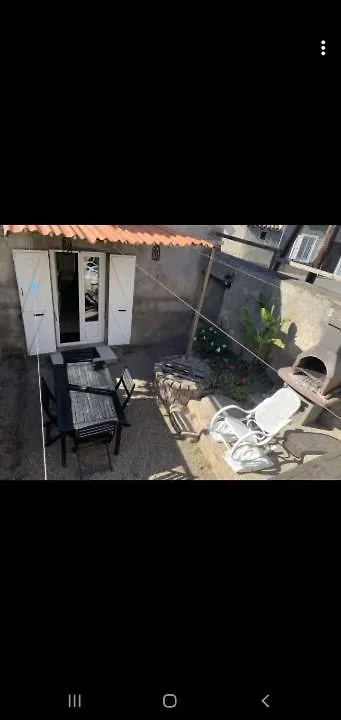 La P'Tite Maison Apartment Poncins France